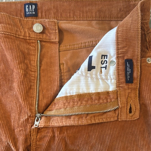 Brown corduroy capris pant by GAP - Picture 6 of 6